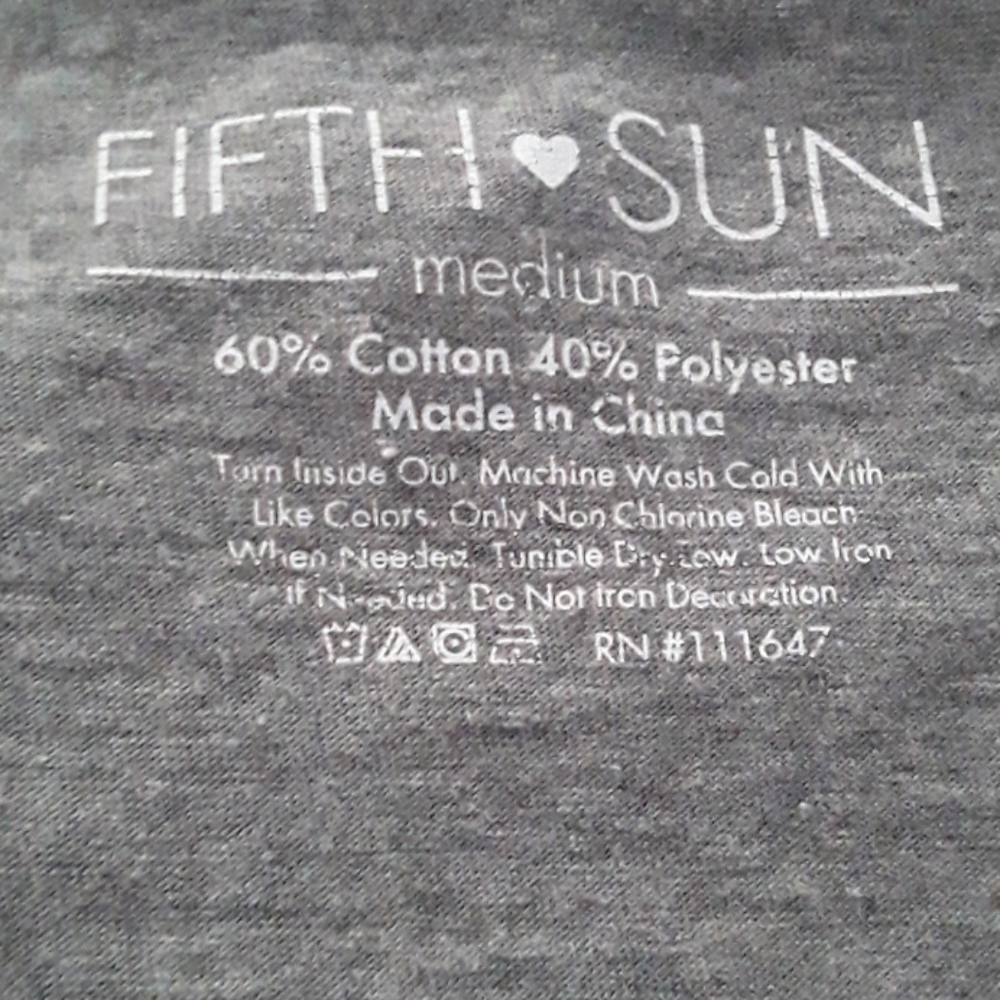Fifth♡Sun Tee - Picture 4 of 5